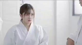 极品身材小姐姐让大鸡巴插得身材都抽畜了好像好嗨的样子1